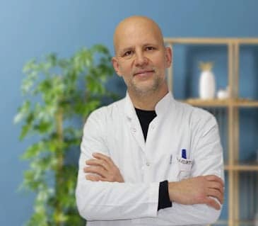 Slider image (4) Op. Dr. Ahmet Kurtulmus